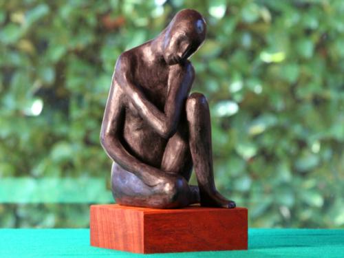 AMOR-PROPRIO-Terracotta-Patinata-25x18-Collezione-Privata